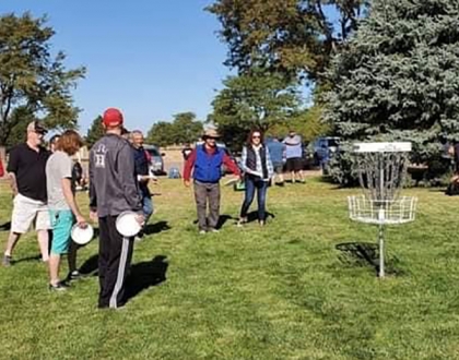 Disc golf throwers